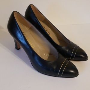 Salvatore Ferragamo Navy Kitten Heels Gold Trim 7B